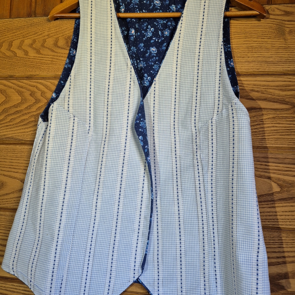 VINTAGE - Reversable Vest - Picture 7 of 14